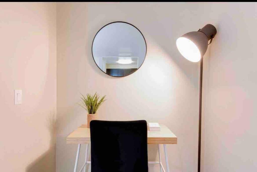 The Nest A Spacious 1 Bedroom With A Pool View Appartement Los Angeles